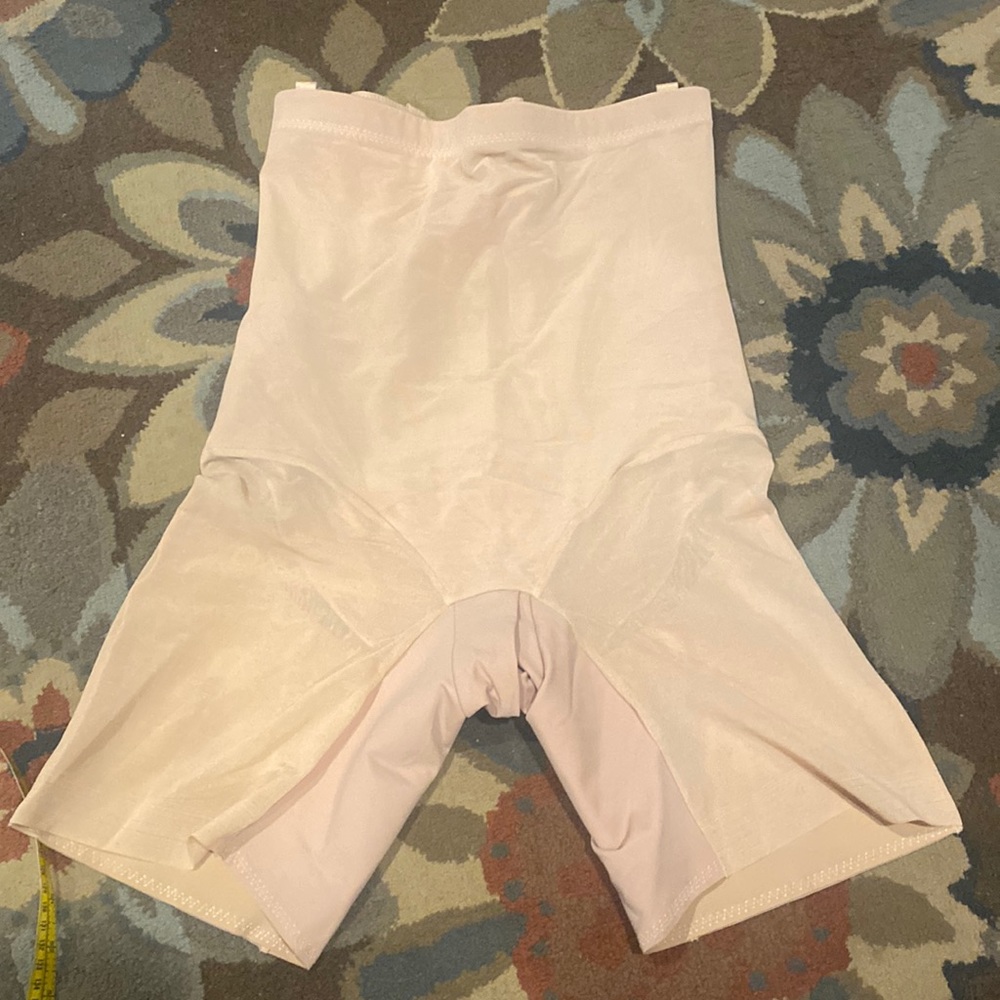 HoneyLove SuperPower Short size XL